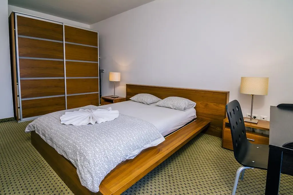 City Gardens Hotel & Wellness-1